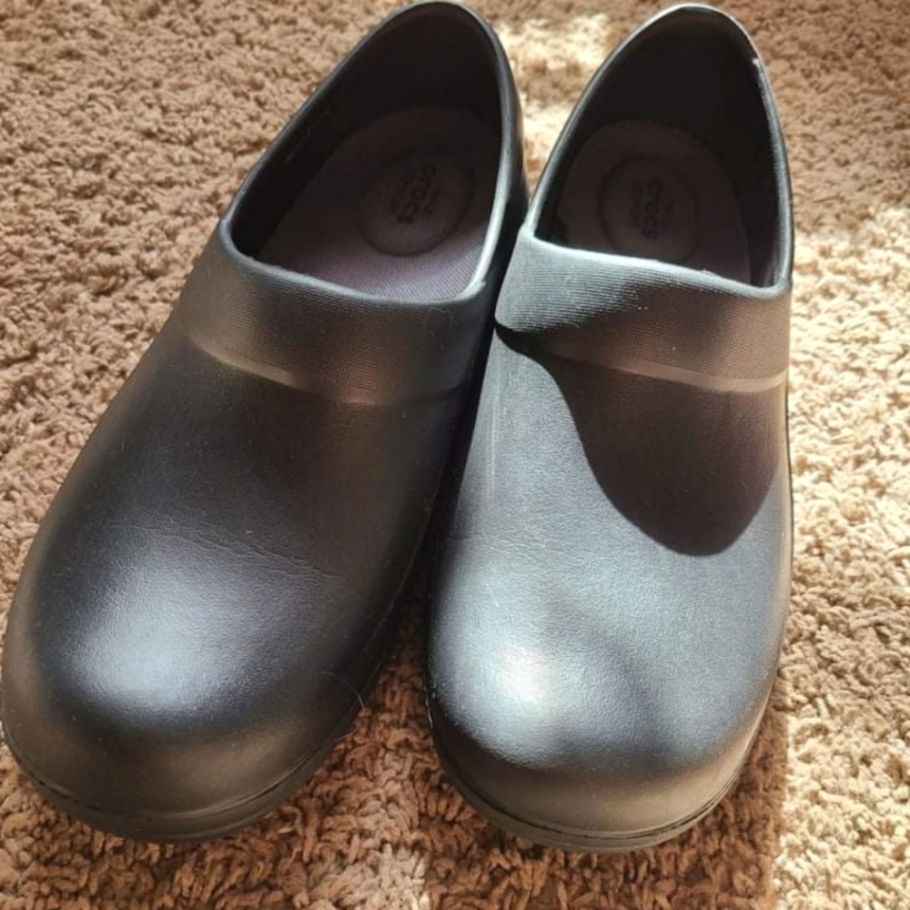 Triple Comfort Crocs Clog